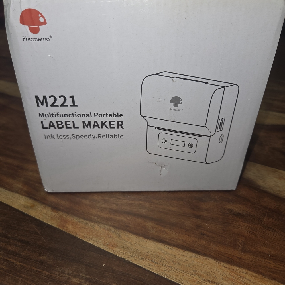 Phomemo M221 Portable Label Maker - White